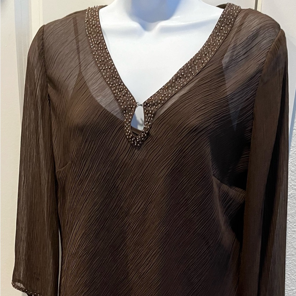 Brown Style & Co 2 Piece V Neck Top, Size 6, Pre--loved condition